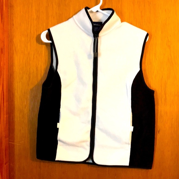 Catalina ladies ivory & black vest.Zip front with two side pockets. - Picture 1 of 5